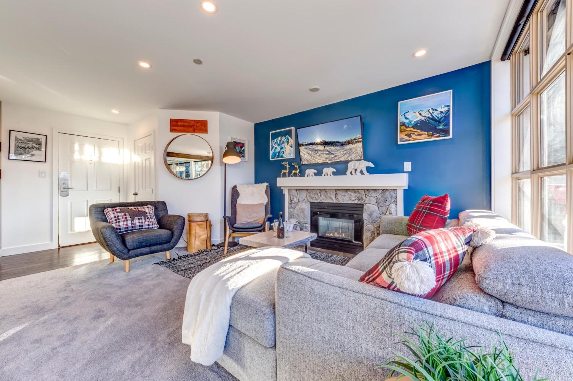 The Lookout Penthouse // A Luxe Suite In Whistler Exterior photo