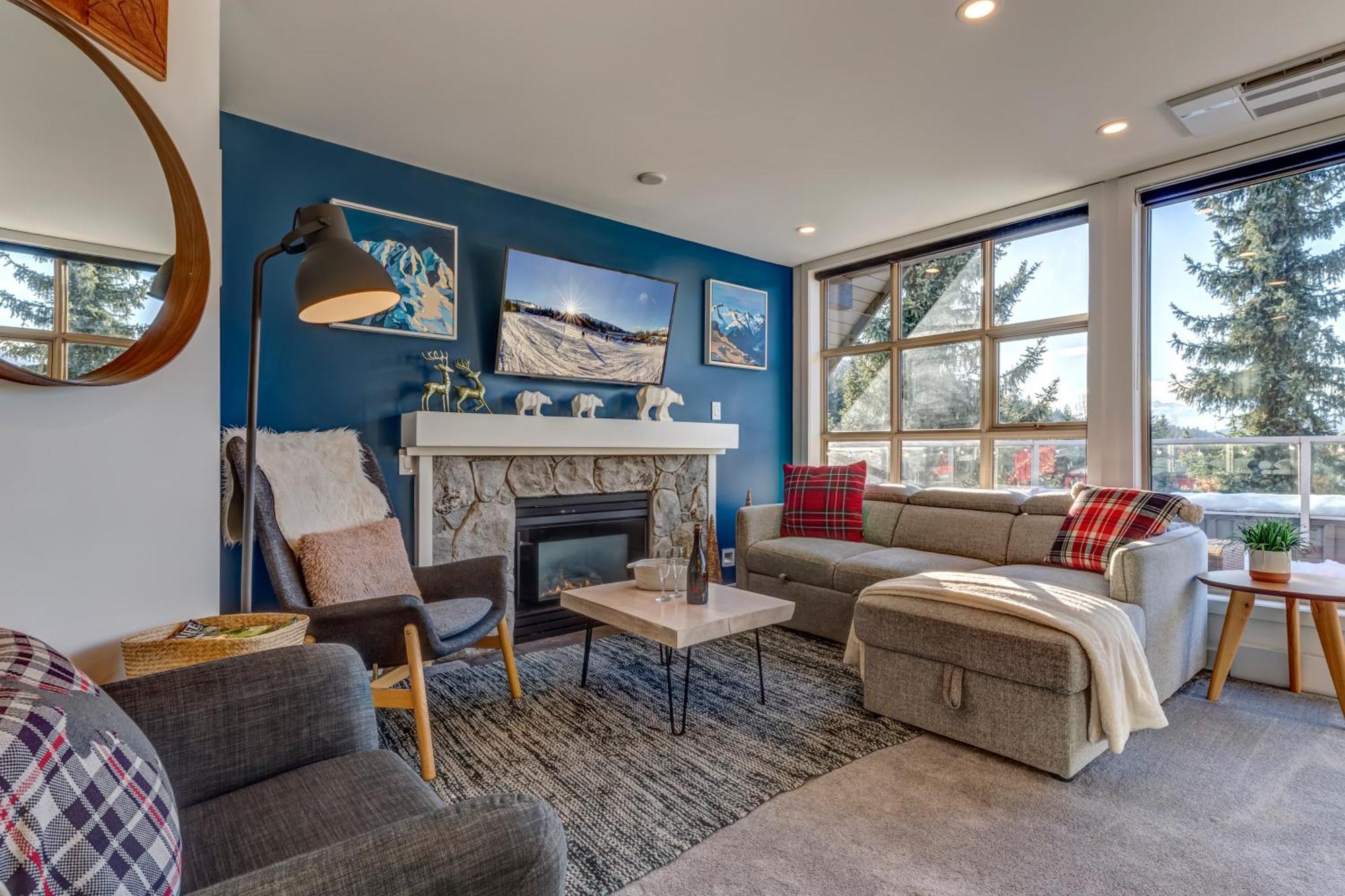 The Lookout Penthouse // A Luxe Suite In Whistler Exterior photo