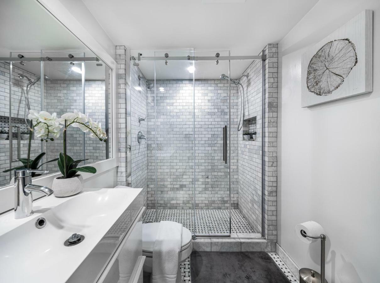 The Lookout Penthouse // A Luxe Suite In Whistler Exterior photo